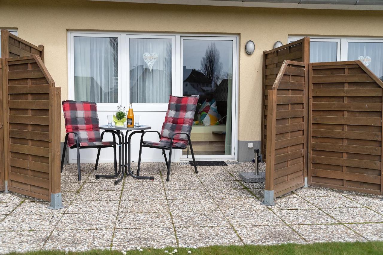 Haus Inselperle Mit Blick Auf Den Bodden Apartman Alt Reddevitz Kültér fotó